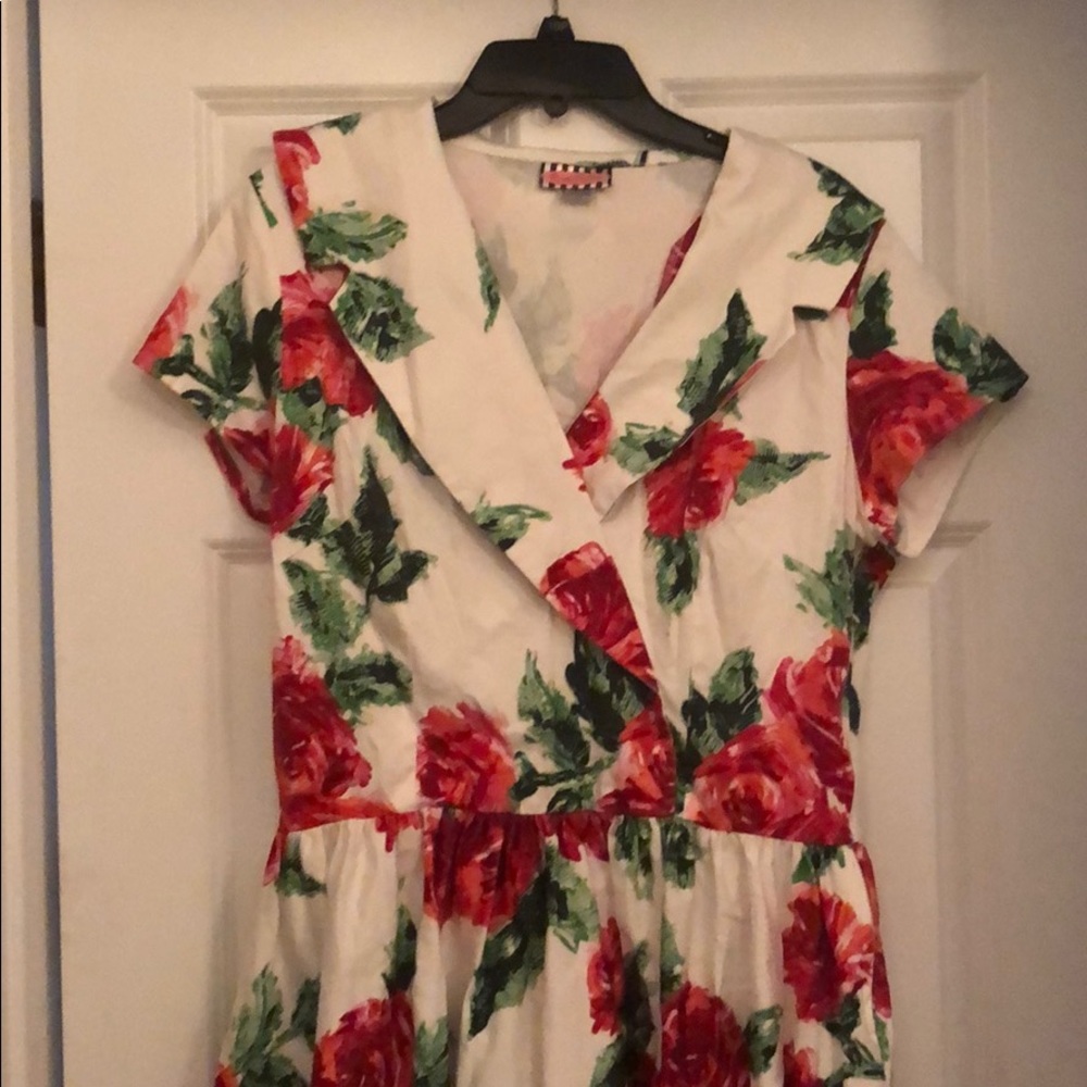 Pinup couture Rose dress